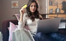 How to Influence Customer Purchase Decisions 7 How to Influence Customer Purchase Decisions